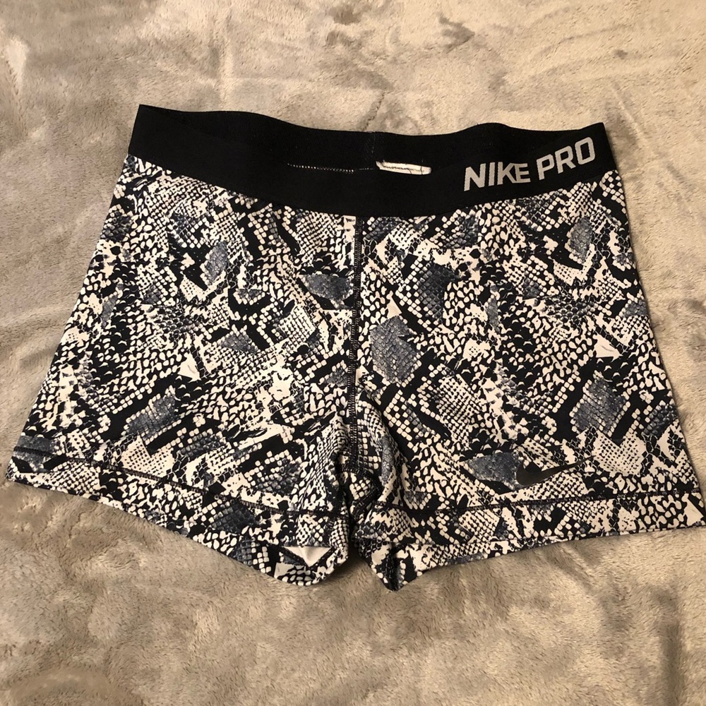 Nike pro snake print shorts